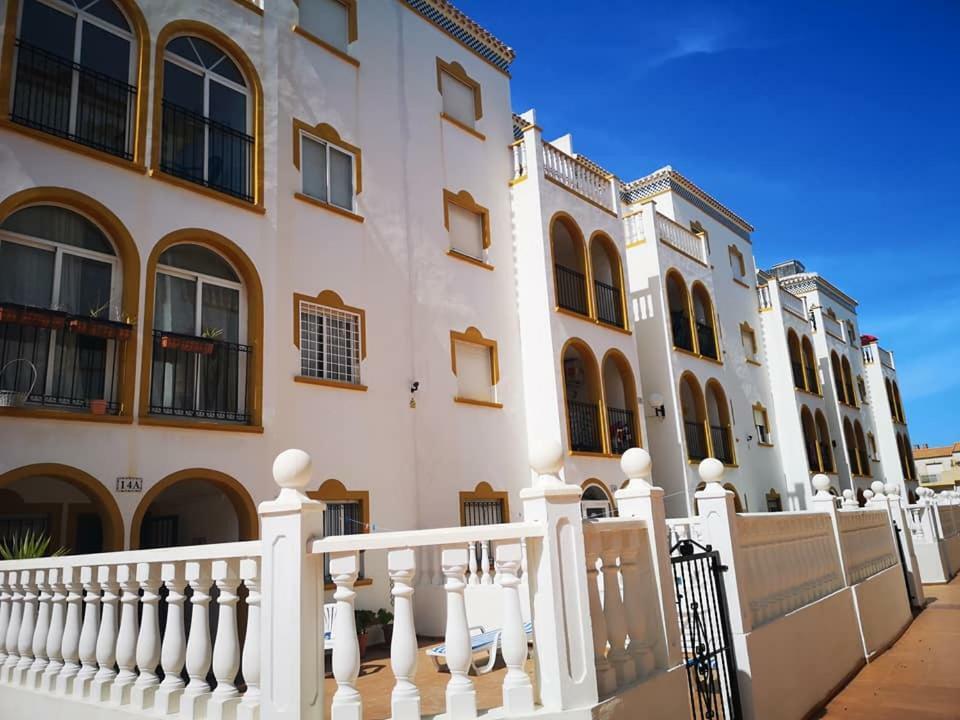 Apartment Walsh - La Zenia Orihuela Eksteriør billede